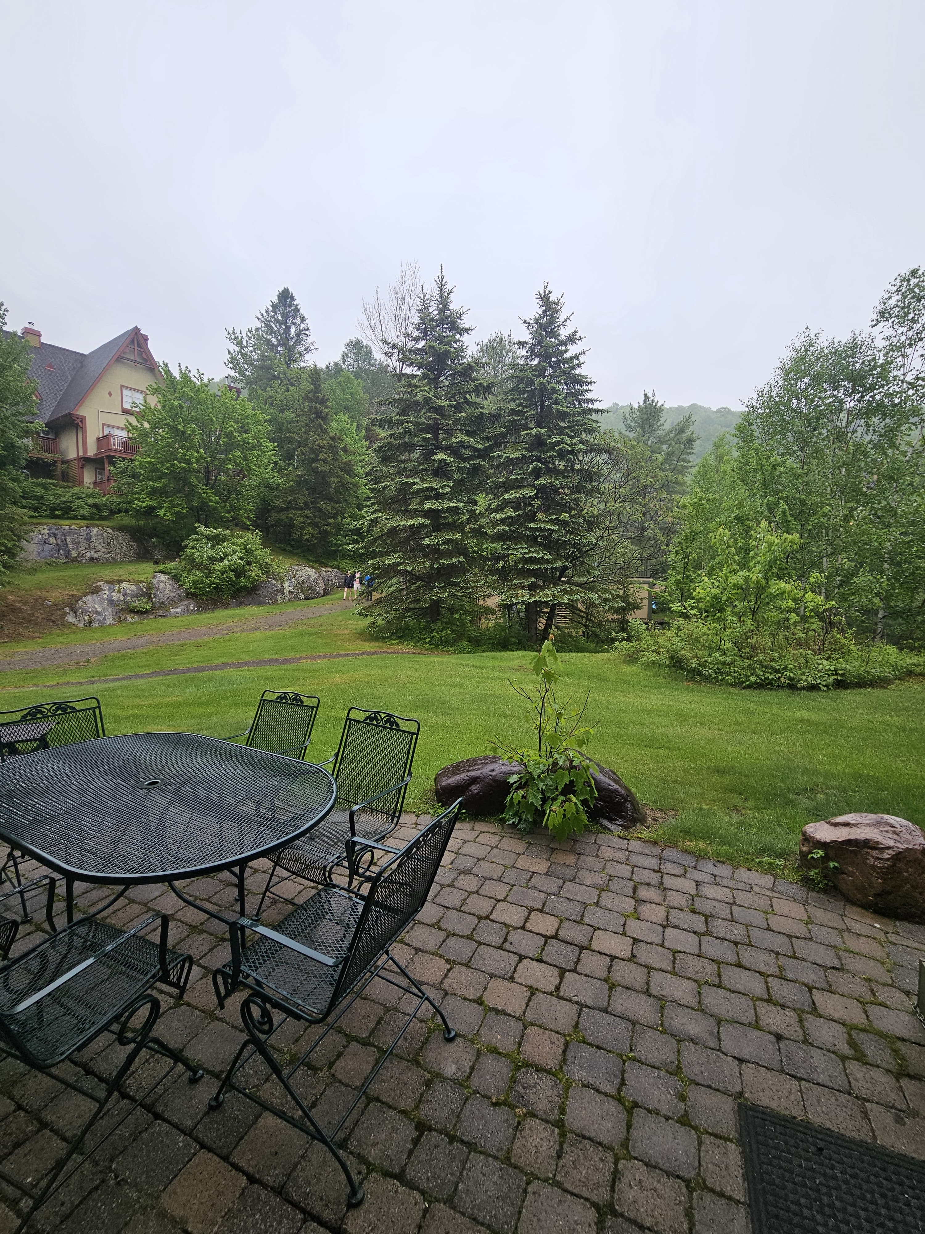 Backyard and ski trail at Plateau sur la Montagne
